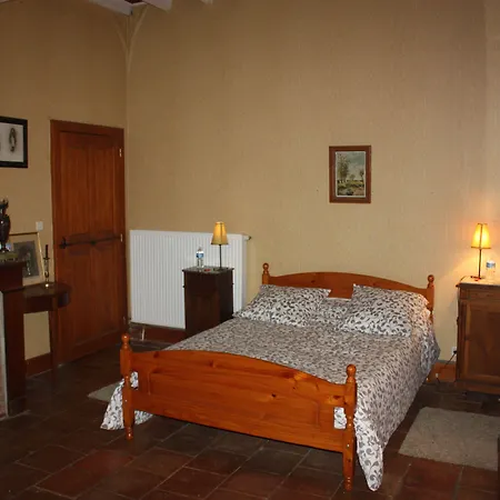 Presbytere De Jonquiere 3*