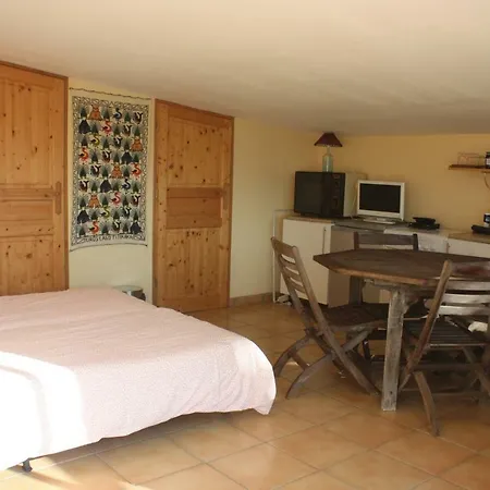 Presbytere De Jonquiere Nocleg ze śniadaniem Lavaur (Tarn)