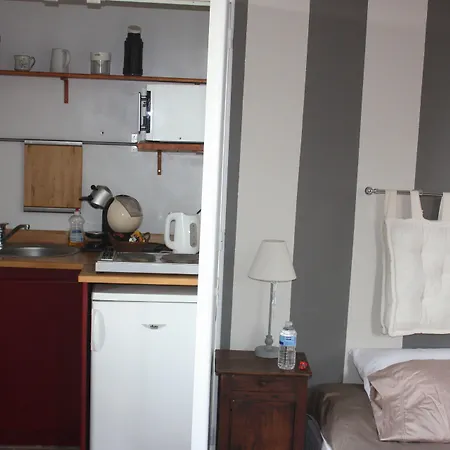 فندق مبيت وإفطار Presbytere De Jonquiere