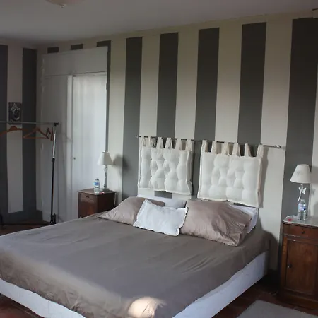 Presbytère De Jonquiere 3* Lavaur (Tarn)
