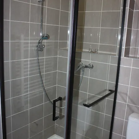 Presbytere De Jonquiere Panzió 3*