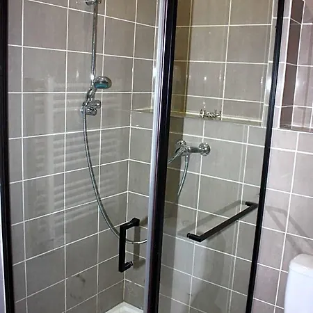 Presbytere De Jonquiere Panzió 3*