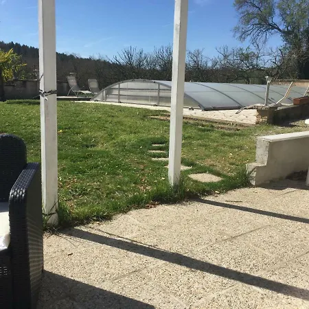 Presbytere De Jonquiere Bed & Breakfast 3*