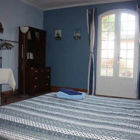 Presbytere De Jonquiere فندق مبيت وإفطار لافاور