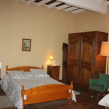 Presbytere De Jonquiere Lavaur (Tarn)