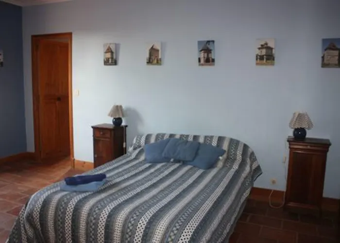 Presbytere De Jonquiere Bed & Breakfast